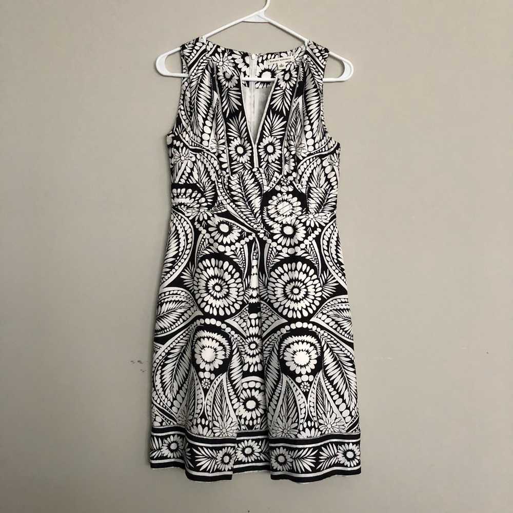 Banana Republic black & white dress sz 0